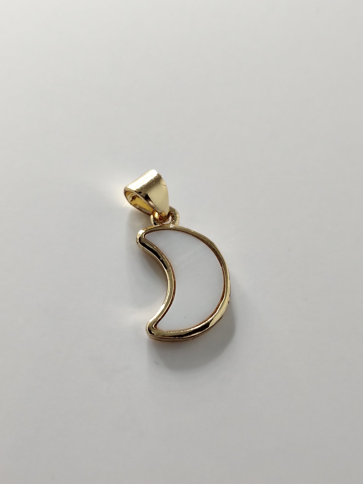 PENDENTIF LUNE BLANC