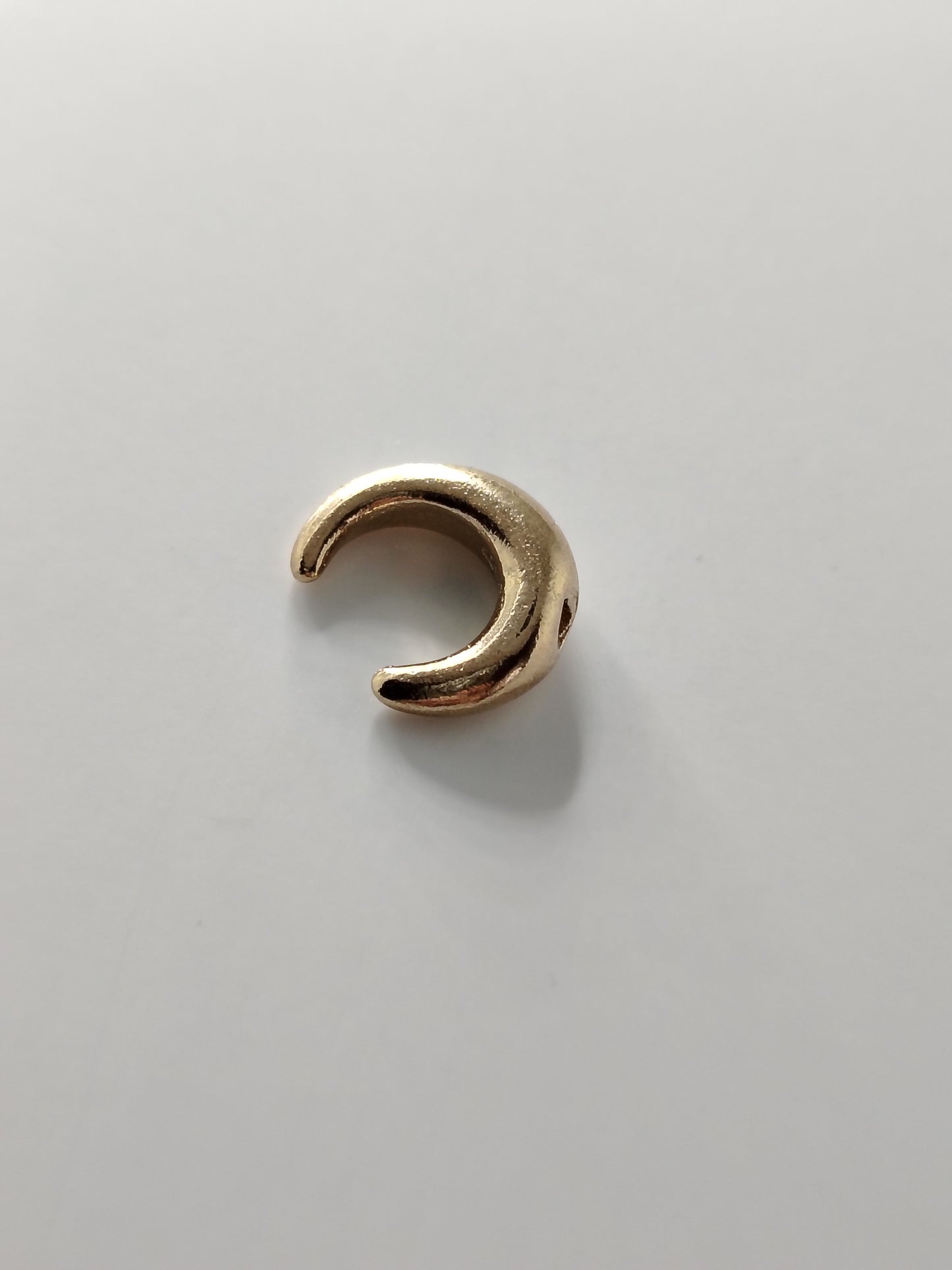 PENDENTIF CORNE