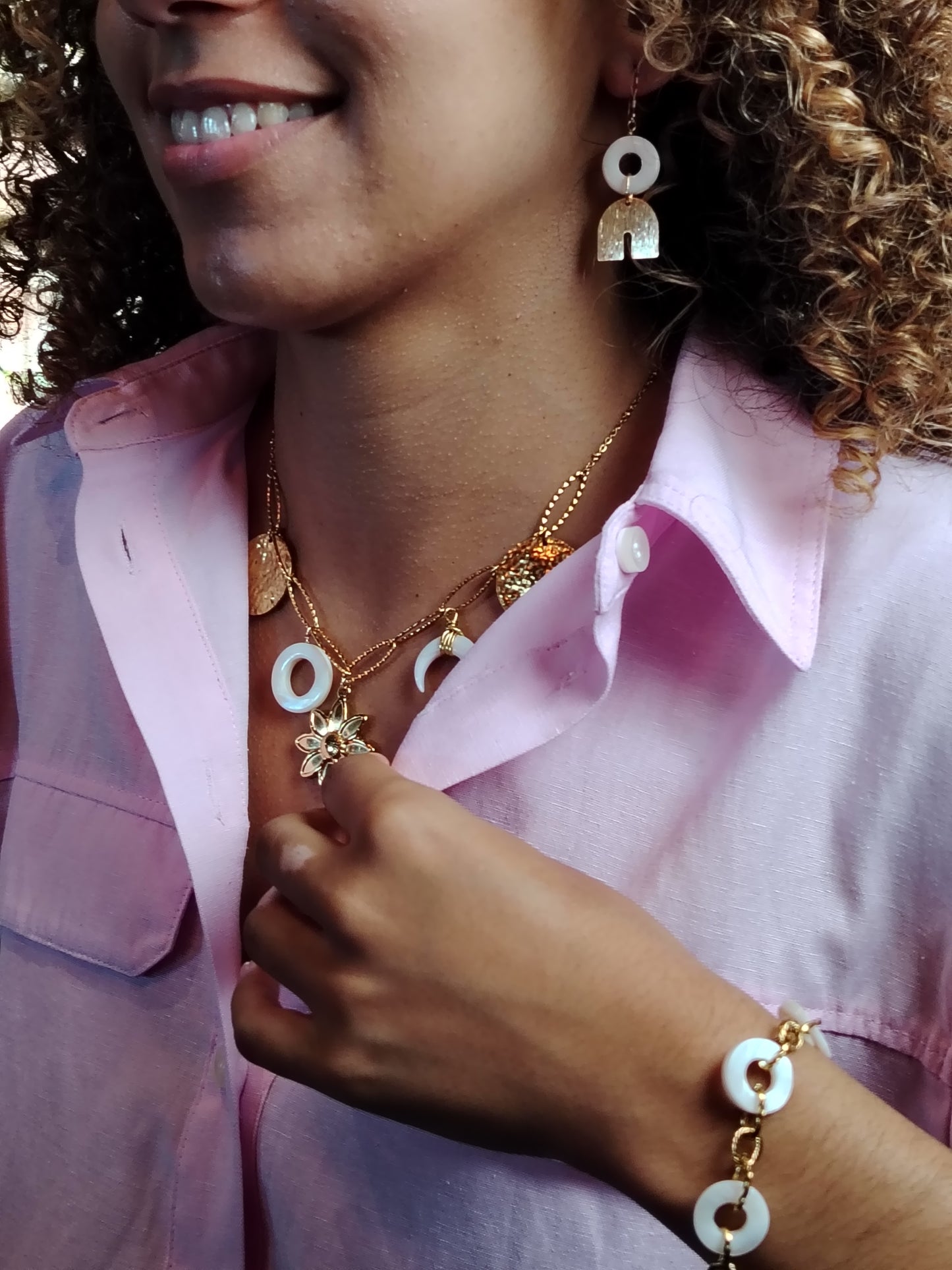 VICTORIA - Collier Charms Doré à l’Or Fin 24 Carats