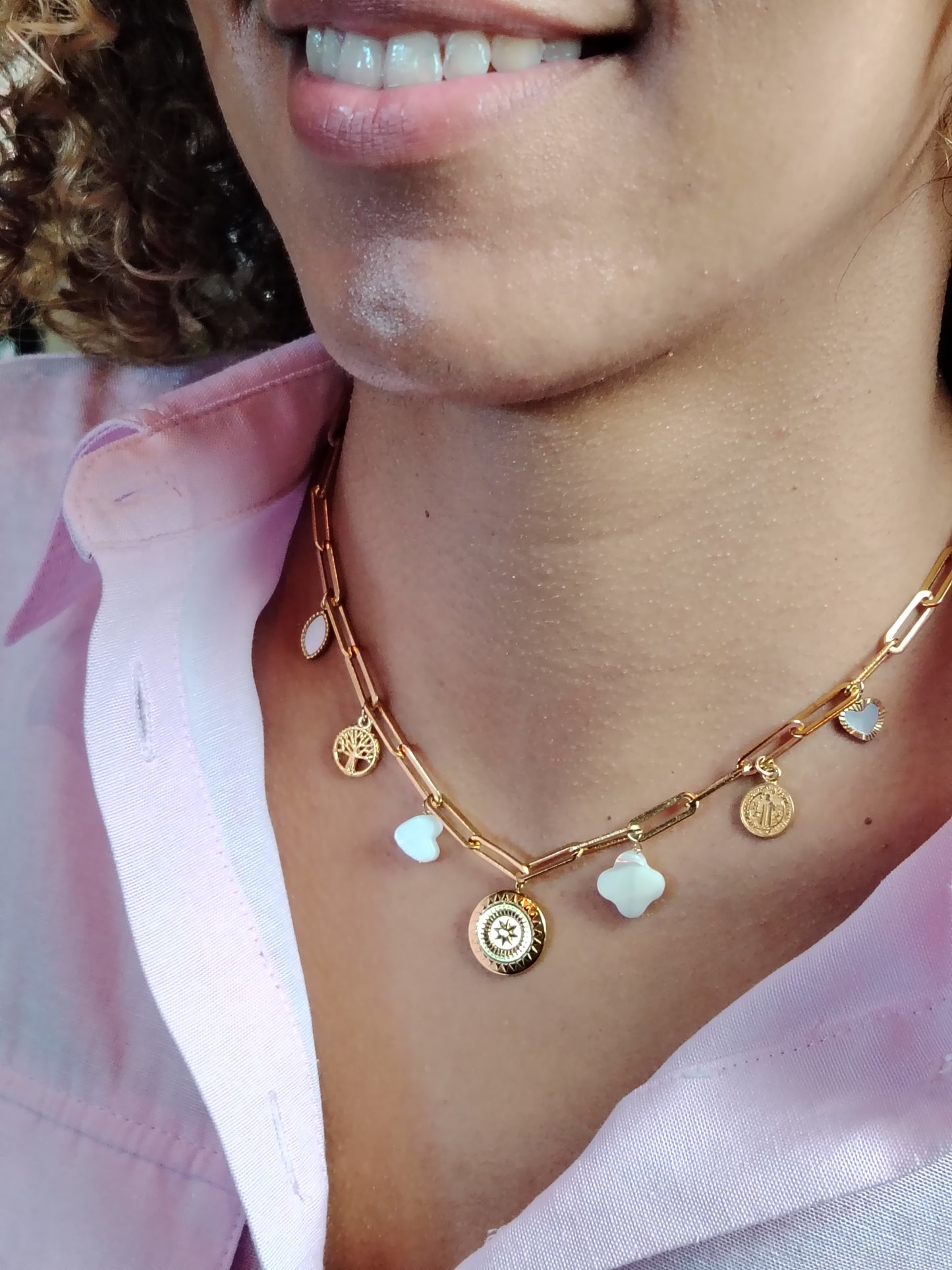LUCINE - Collier Charms Maillons Dorés à l’Or Fin 24 Carats & Pampilles Nacrées