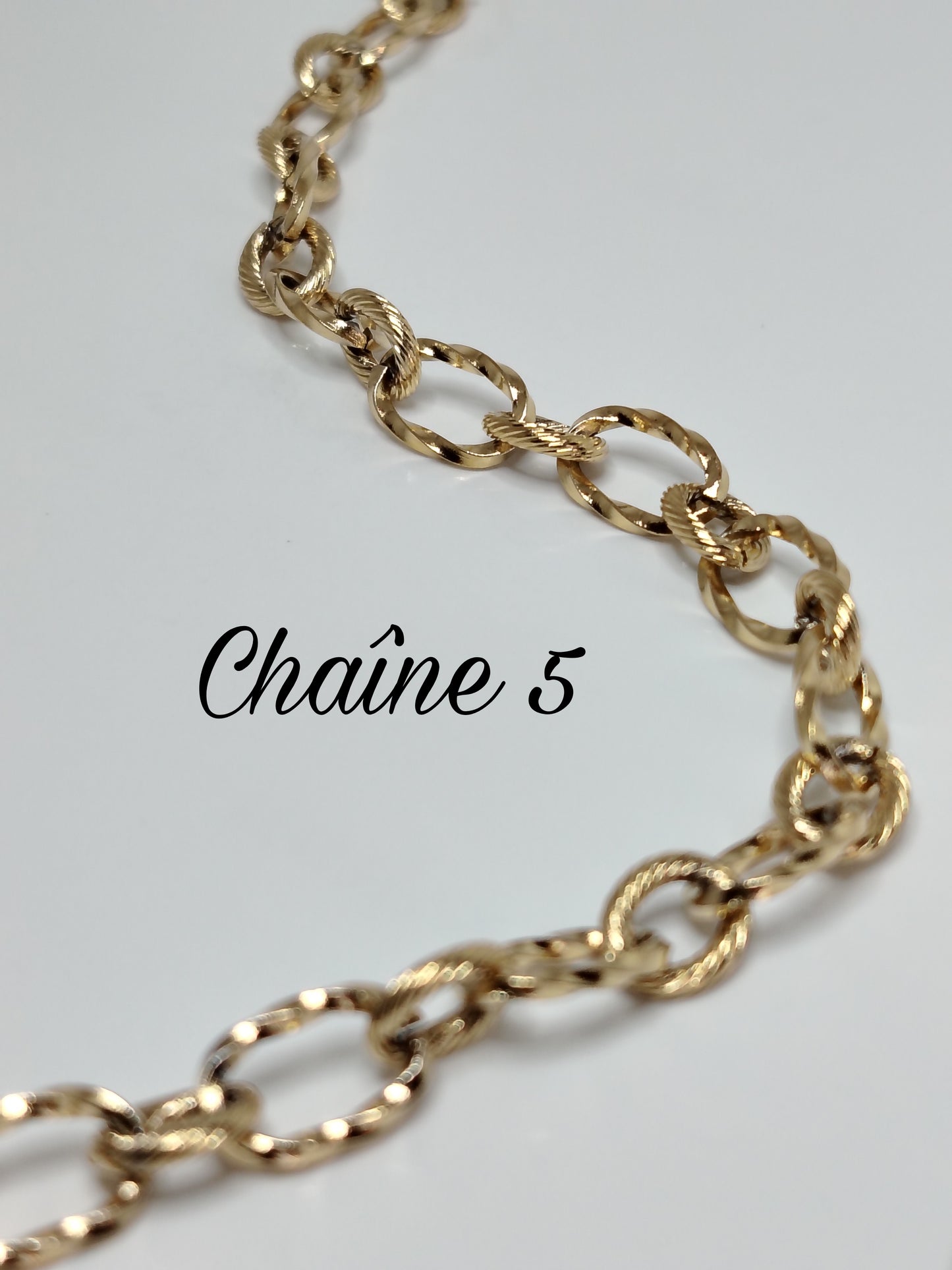 CHOISIS TA CHAÎNE