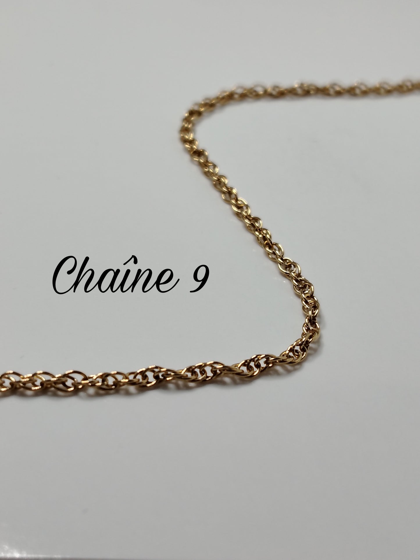 CHOISIS TA CHAÎNE