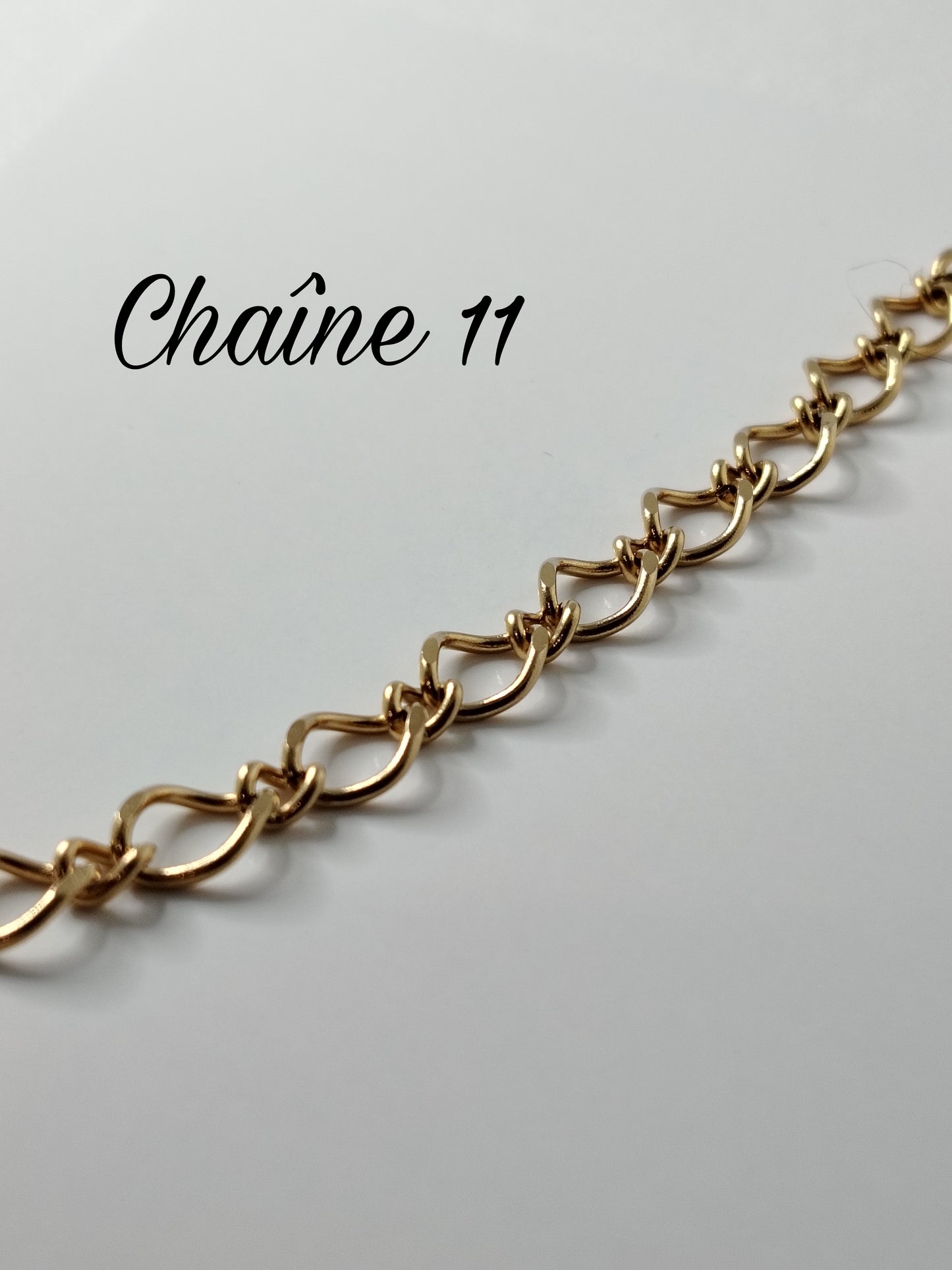 CHOISIS TA CHAÎNE