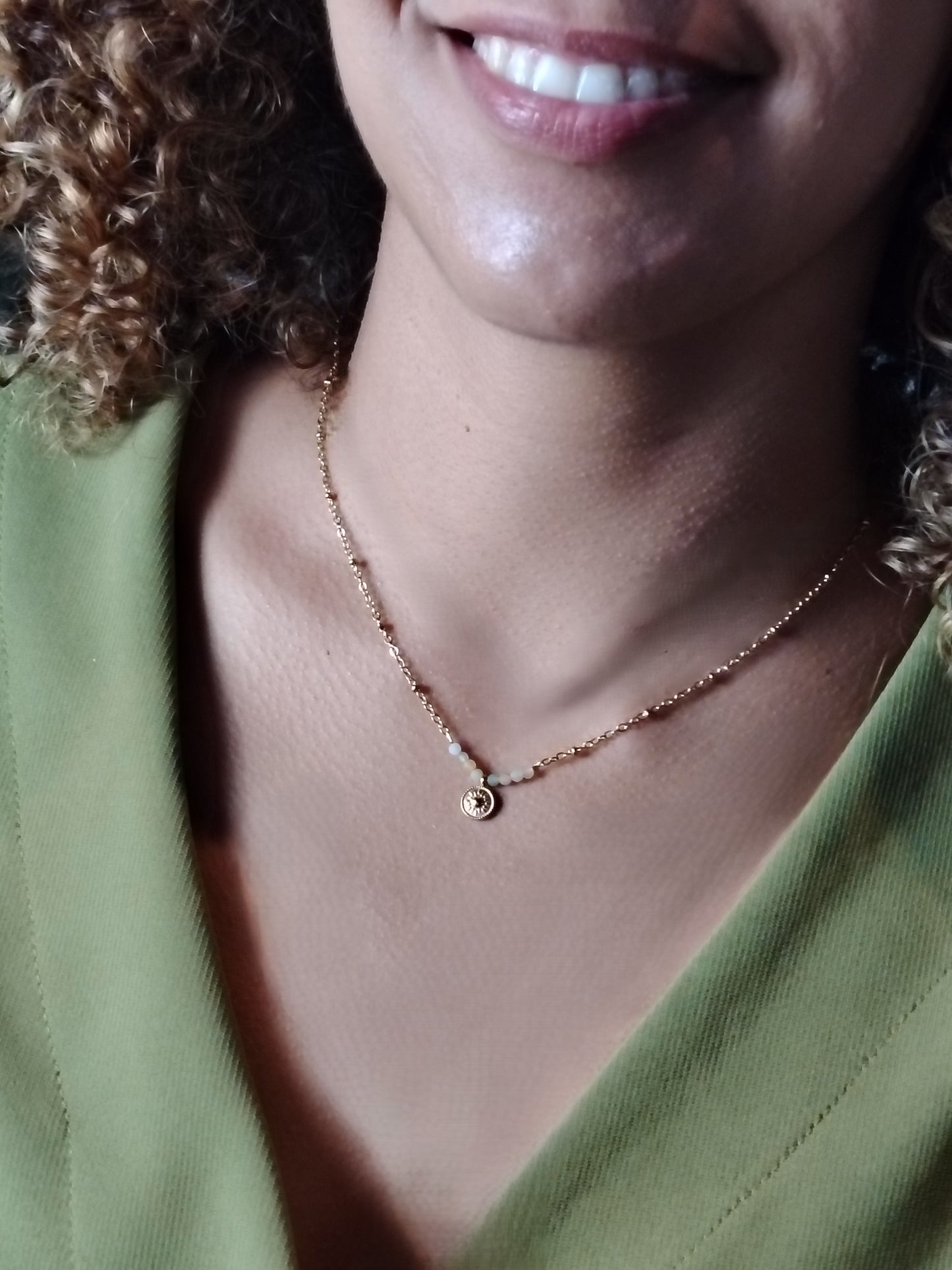 INESS - Combo Colliers Dorés à l’Or Fin 24 Carats – Amazonite & Collier en Forme de V