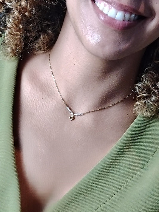 ALICE - Collier doré à l'or fin 24 carats avec pierres agathe mousse