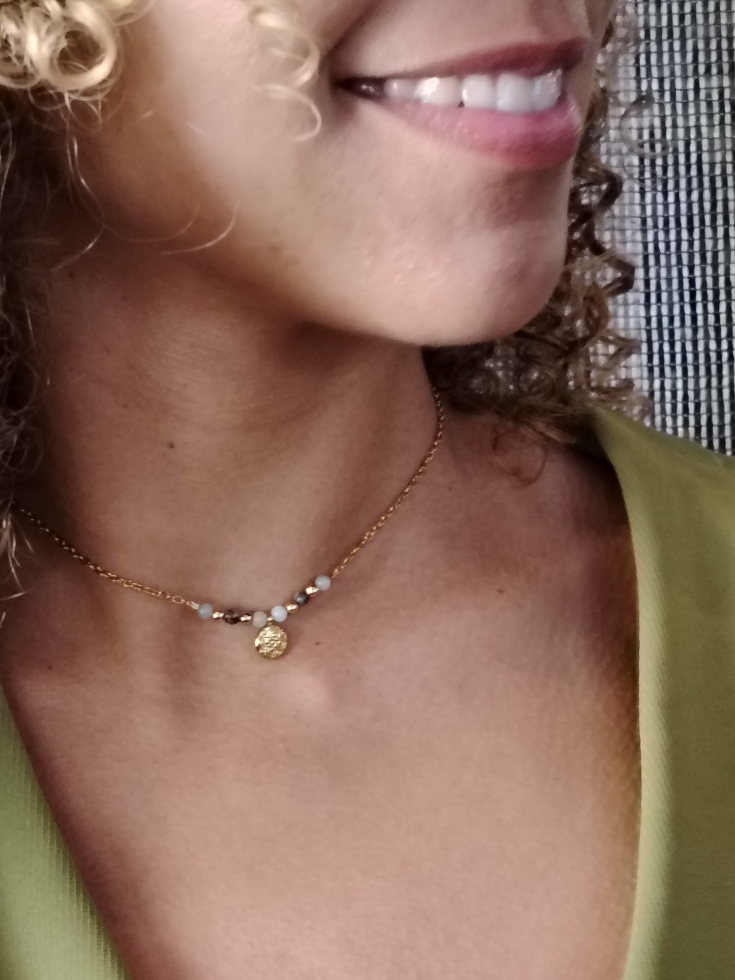 SANDRA - Collier doré à l’Or Fin 24 Carats avec pierres Agathe Mousse