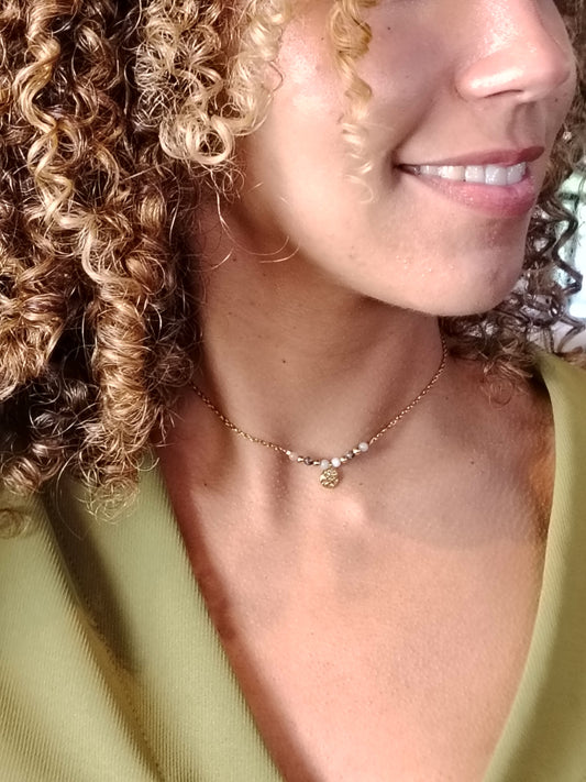 SANDRA - Collier doré à l’Or Fin 24 Carats avec pierres Agathe Mousse