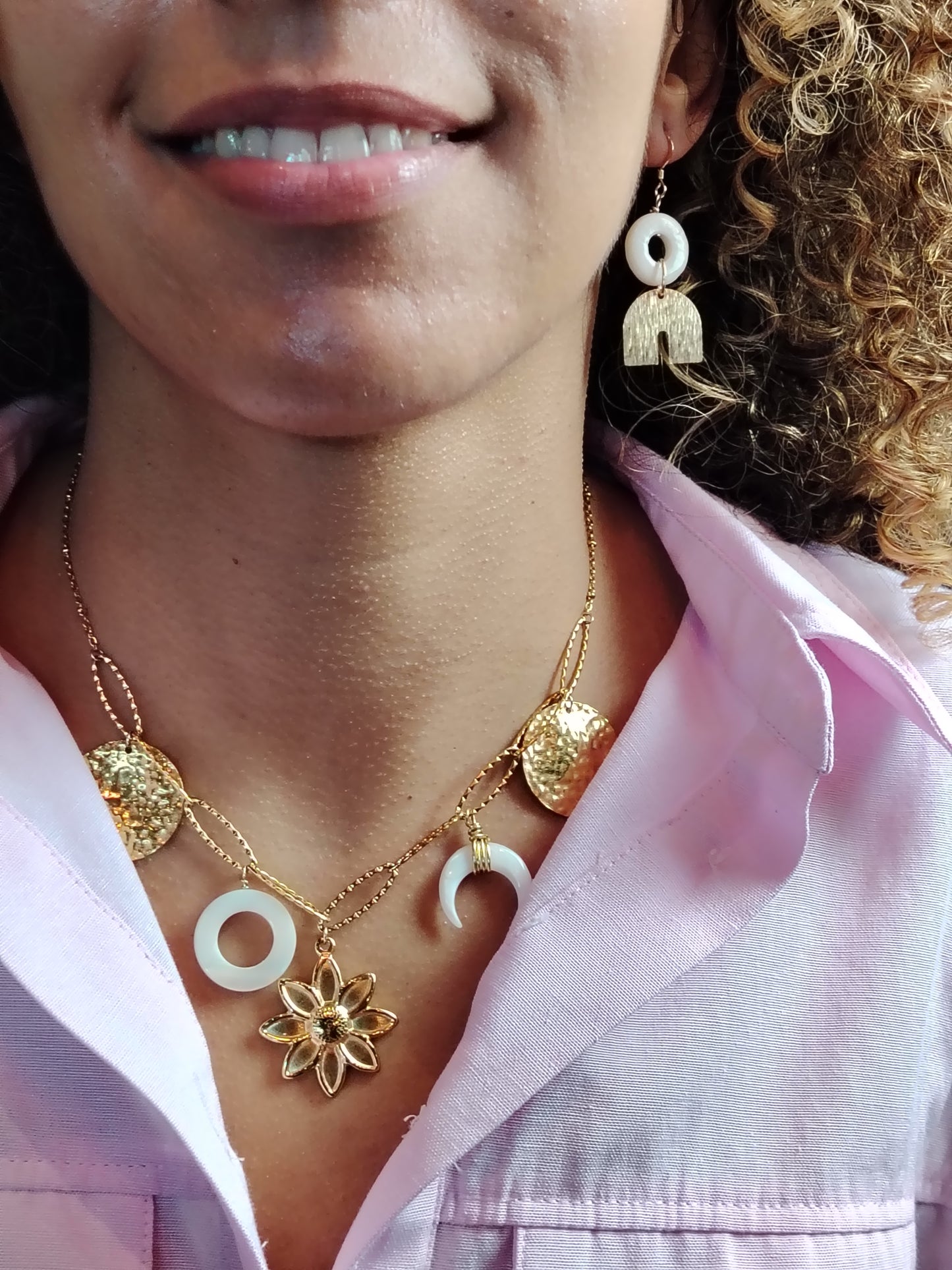 VICTORIA - Collier Charms Doré à l’Or Fin 24 Carats