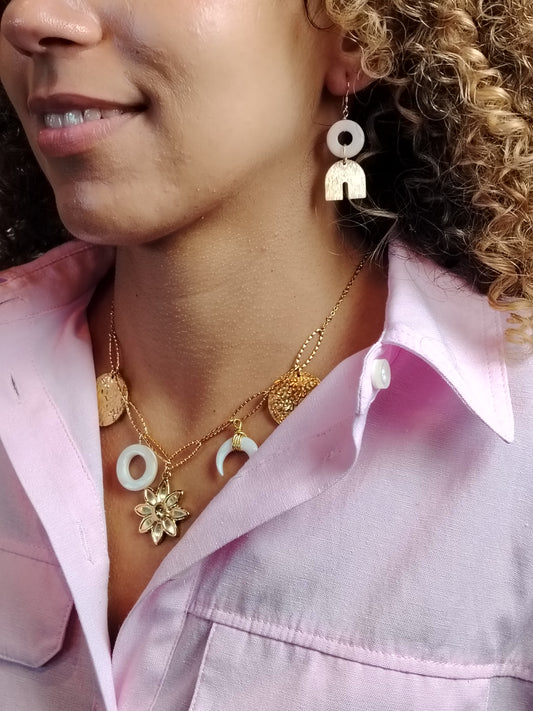 VICTORIA - Collier Charms Doré à l’Or Fin 24 Carats