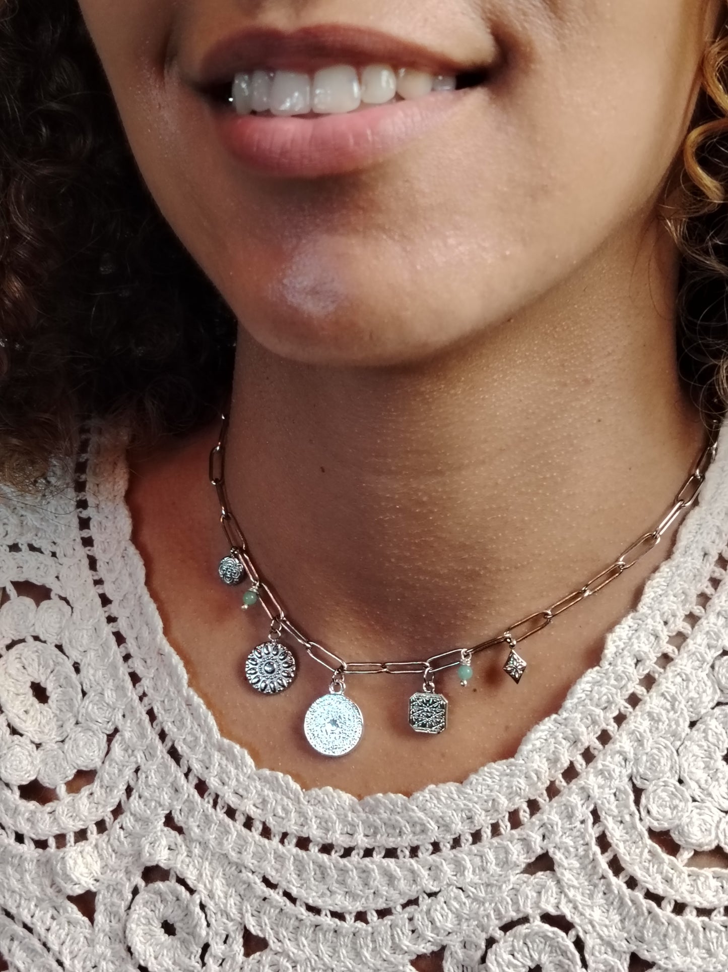 ANNA - Collier Charms Plaqué Argent & Pierres Amazonite – Anneaux Argent 925