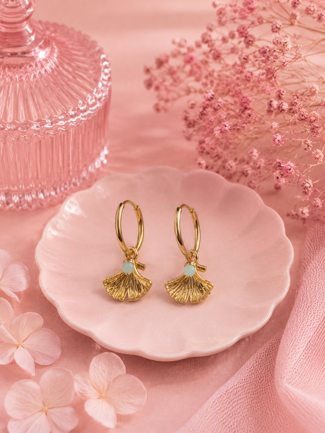 ÉVENTAIL- Boucles d’oreilles créoles dorées – Pierres naturelles au choix